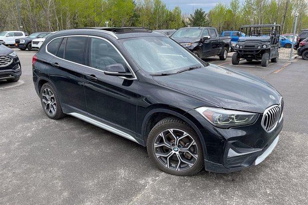 X1 XDRIVE 28i AWD *GR. PREMIUM ESSENTIAL* TOIT *NAV