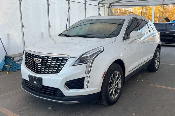 XT5 PREMIUM LUXURY AWD *TOIT NAV CUIR BOSE HUD CARPLAY