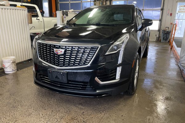 XT5 LUXURY AWD *CUIR* SIÈGES CHAUFF HAYON ELECT BOSE