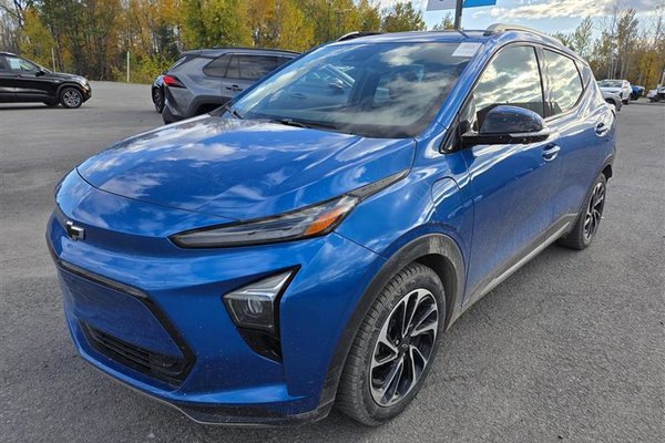 Bolt EUV PREMIER *TOIT* CUIR CAM 360 SIEGES VENTIL BOSE