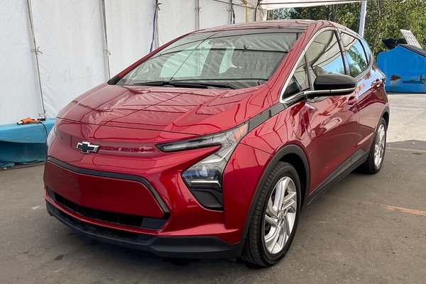 Bolt EV LT *CHARGE RAPIDE* SIEGES / VOLANT CHAUF *CARPLAY