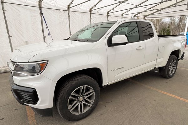 Colorado WT 4X4 *CARPLAY* BLUETOOTH EZ-LIFT USB
