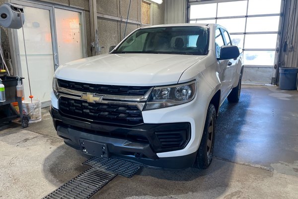Colorado WT CREW 4X4 *GR COMMODITÉ* BOITE 6.2 REGUL VITESSE