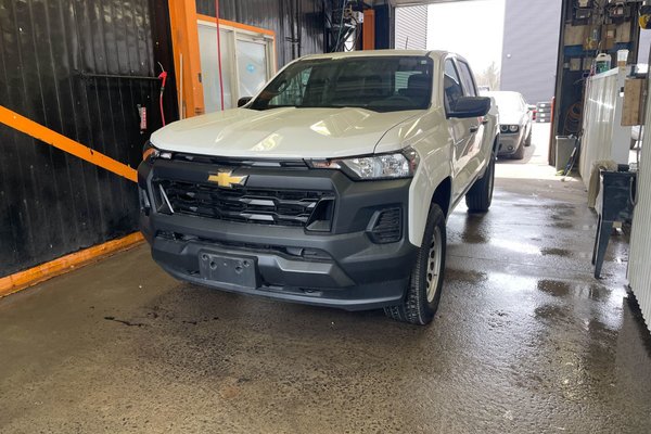 Colorado WT 4X4 *GR COMMODITÉ* CARPLAY BLUETOOTH WIFI USB