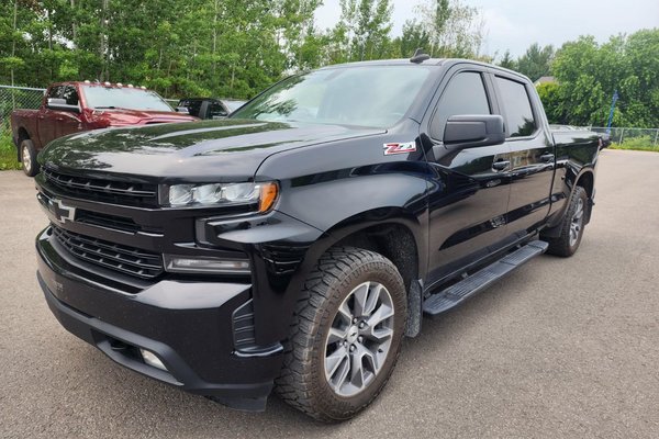 Silverado 1500 RST CREW 4X4 V8 *SIÈGES / VOLANT CHAUFF* CARPLAY