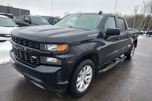 Silverado 1500 CUSTOM CREW 4X4 V8 *GR REMORQ* CARPLAY BEDLINER