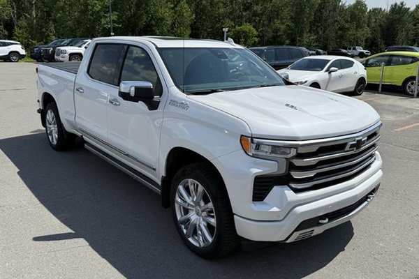 Silverado 1500 HIGH COUNTRY CREW 4X4 *6.2L* TOIT *BOSE* GR REMORQ