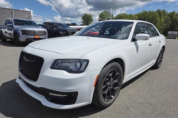 300 300S AWD *TOIT* NAV *CUIR* SIEGES VENTIL *CARPLAY