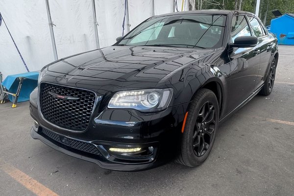 300 300S AWD *TOIT* NAV *CUIR* SIEGES VENTIL *CARPLAY