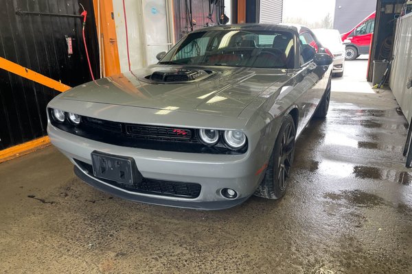 Challenger R/T SHAKER *TOIT NAV SIÈGES VENT ALCANTARA CARPLAY
