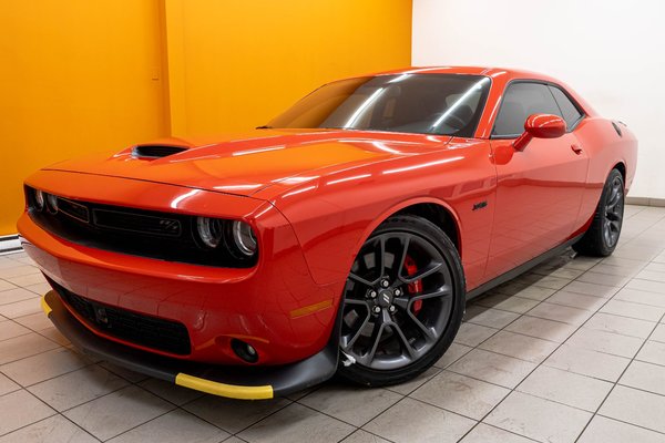 Challenger R/T PLUS BLACKTOP *BREMBO* TOIT NAV SIÈGES VENTIL