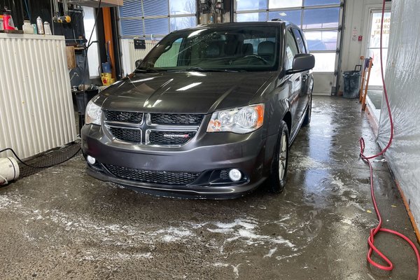 Grand Caravan 35E ANNIV *DVD* STOW N GO* BLUETOOTH CAMERA USB