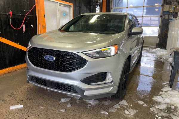 Edge ST-LINE AWD *SIÈGES CHAUFF* HAYON ELECT CARPLAY