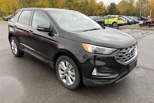 Edge TITANIUM AWD *TOIT* CUIR SIÈGES CHAUF HAYON ELECT
