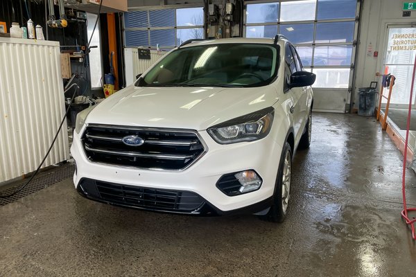 Escape SE AWD *201A* HAYON ELECT SIÈGES CHAUFF ECOBOOST