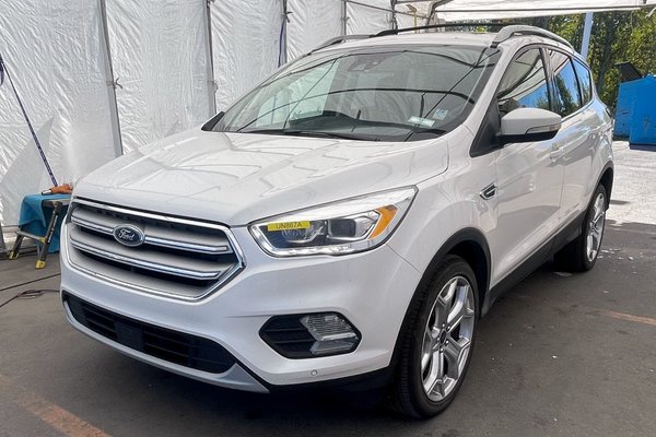 Escape TITANIUM 4WD *TOIT* NAV CUIR REG ADAP SIÈGES CHAUF