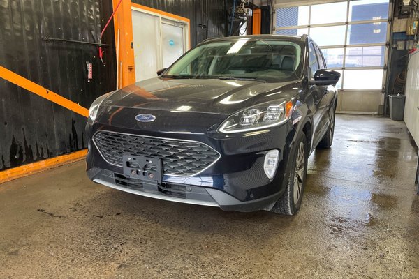 Escape Hybrid TITANIUM eAWD *TOIT* NAV CUIR SIÈGES CHAUFF B&O