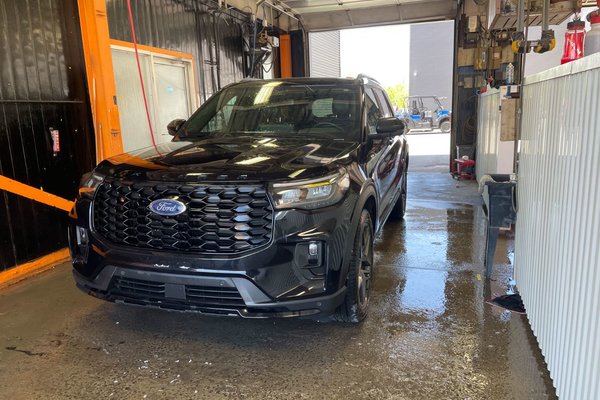 Explorer ST-LINE AWD *TOIT* NAV CAM 360 B&O GR PREMIUM