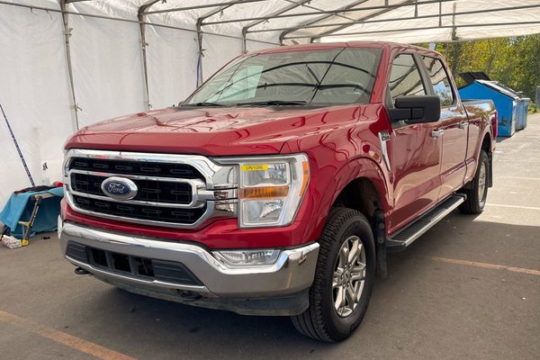 F-150 XLT XTR CREW 4X4 V8 *NAV* CARPLAY HITCH BEDLINER