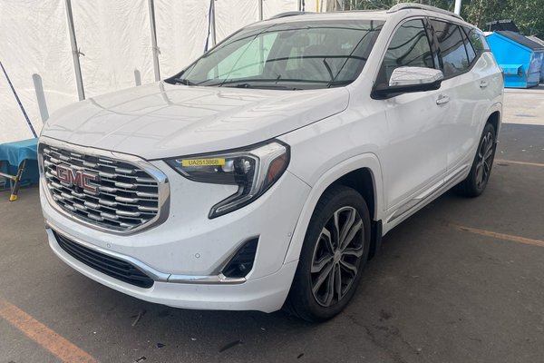 Terrain DENALI AWD *TOIT* 2.0L TURBO* CUIR *CAM 360* BOSE