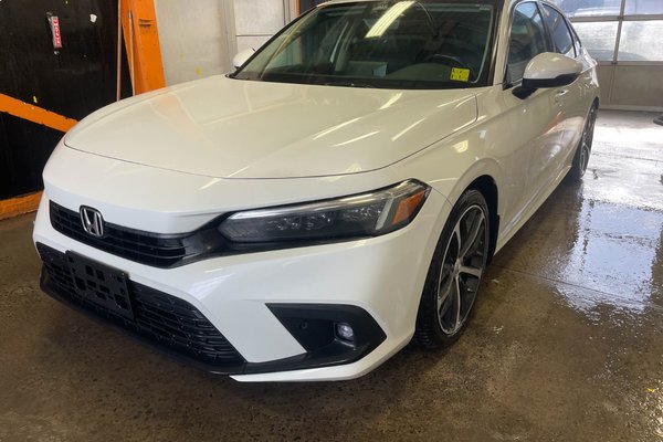 Civic TOURING AUTO *TOIT* NAV CUIR SIÈGES CHAUFF CARPLAY