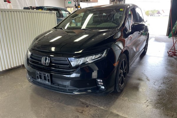 Odyssey BLACK EDITION *TOIT* NAV CUIR SIÈGES VENT 8 PLACES
