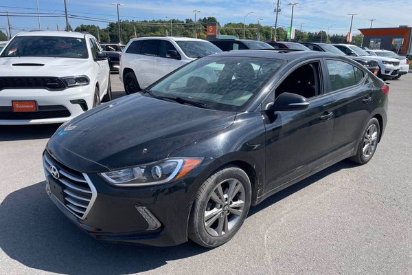 Elantra GL SE AUTO *TOIT* SIÈGES / VOLANT CHAUFF CARPLAY