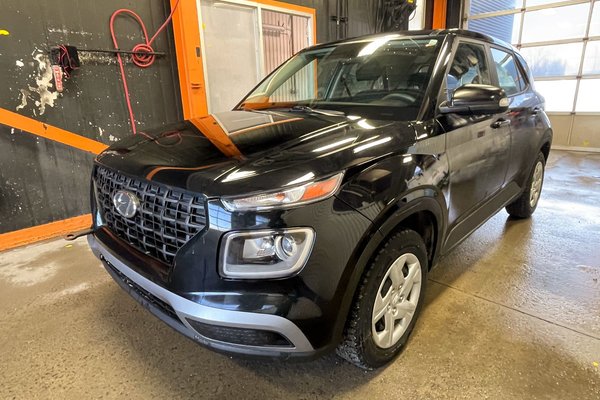 Venue ESSENTIAL *CARPLAY* SIÈGES CHAUFF BLUETOOTH USB