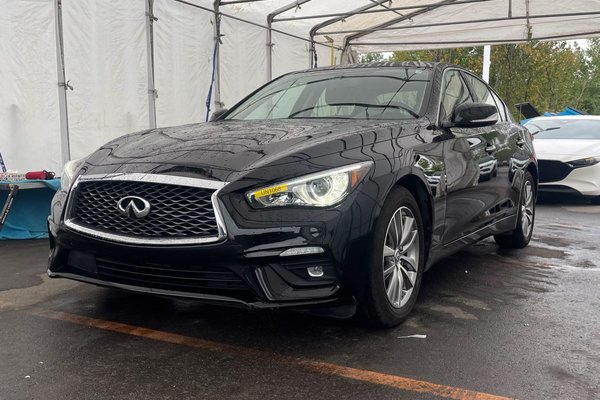 Q50 3.0T PURE AWD *CUIR* SIÈGES / VOLANT CHAUF CARPLAY