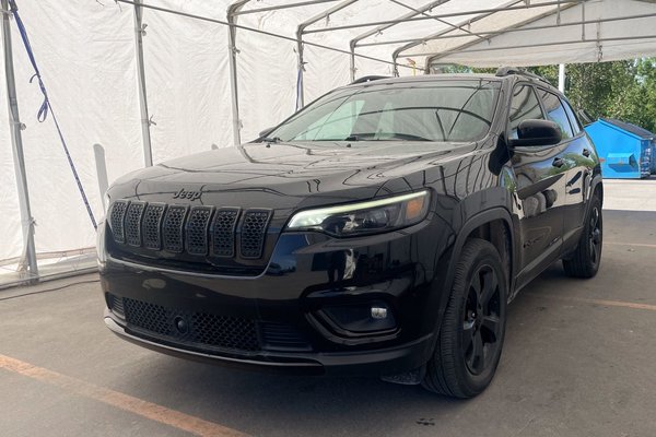 Cherokee ALTITUDE 4X4 *TOIT* NAV CUIR SIÈGES / VOLANT CHAUF