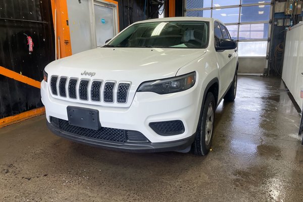 Cherokee SPORT 4X4 *SIÈGES CHAUFF* CARPLAY BLUETOOTH USB