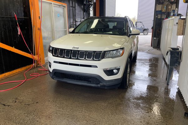 Compass NORTH 4X4 *SIÈGES CHAUFF* HAYON ELECT CARPLAY