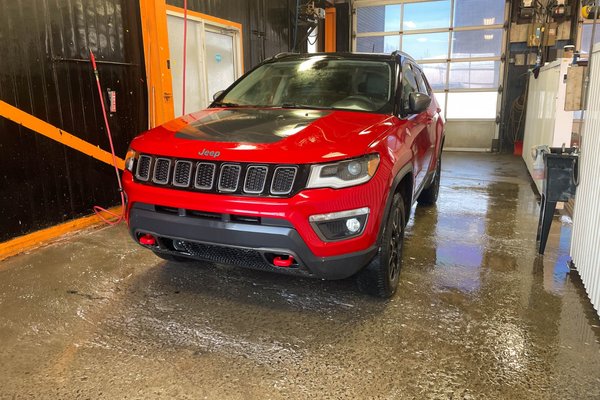 Compass TRAILHAWK 4X4 *TOIT* NAV SIÈGES CHAUFF REG ADAPT