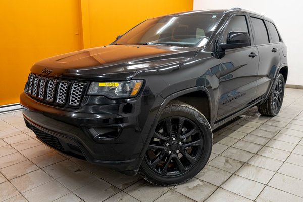 Grand Cherokee ALTITUDE 4X4 *TOIT* NAV GR REMORQ SIÈGES CHAUFF