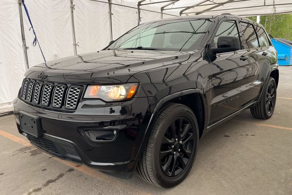 Grand Cherokee ALTITUDE 4X4 *NAV*SIEGES CHAUF* CARPLAY*HAYON ELEC