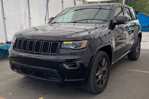 Grand Cherokee 80E ANNIV 4X4 *TOIT* NAV CUIR SIÈGES VENT ALPINE