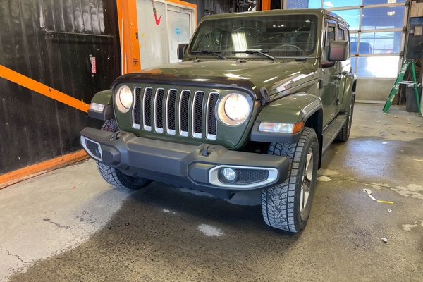 Wrangler SAHARA 4X4 *SIÈGES / VOLANT CHAUF* CARPLAY A/C USB