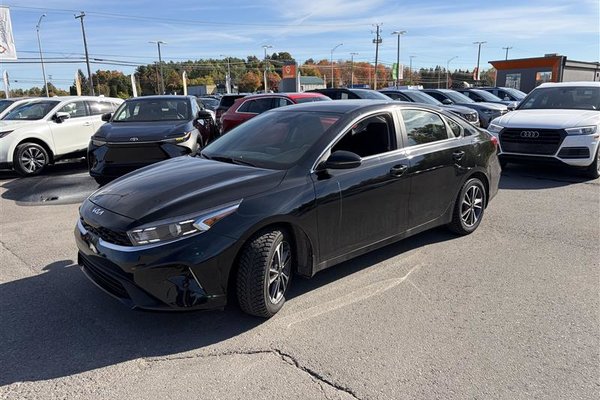 Forte EX AUTO *SIÈGES / VOLANT CHAUFF* CARPLAY ALERTES