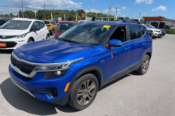 Seltos EX AWD *TOIT* SIÈGES / VOLANT CHAUF CARPLAY ALERTE