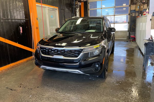 Seltos EX AWD *TOIT* SIÈGES / VOLANT CHAUF CARPLAY ALERTE