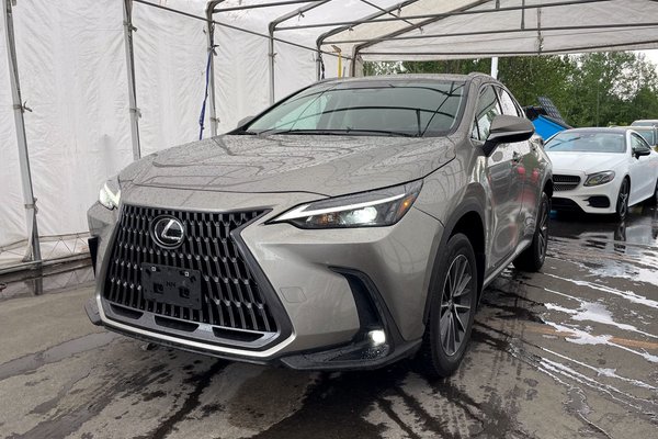 NX 250 AWD *NAV* CUIR SIÈGES / VOLANT CHAUF REG ADAPT