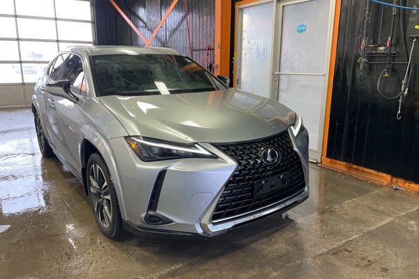 UX 250H eAWD *TOIT* NAV CUIR SIÈGES VENT REG ADAP HUD