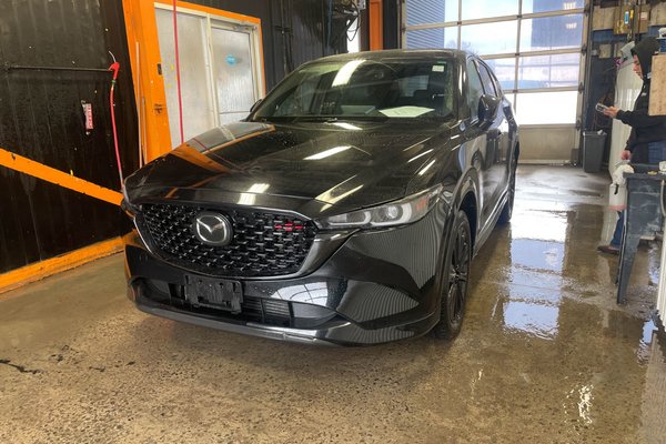 CX-5 SPORT DESIGN AWD *TOIT* NAV CUIR SIÈGES VENT BOSE
