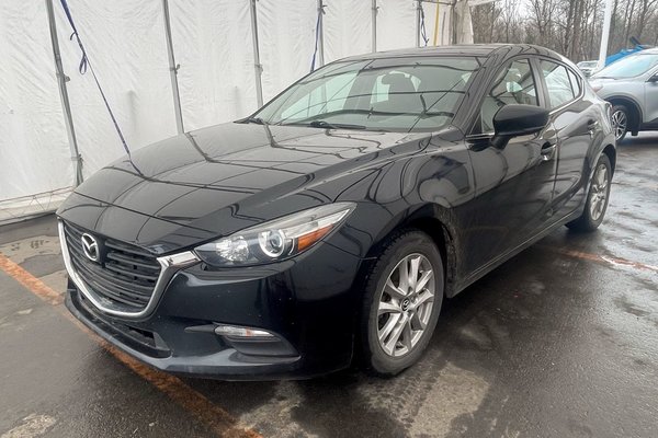 Mazda3 GS *TOIT* NAV SIÈGES / VOLANT CHAUFF ALERTES USB