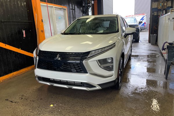 Eclipse Cross SE AWD *SIÈGES / VOLANT CHAUF* CARPLAY ALERTES USB