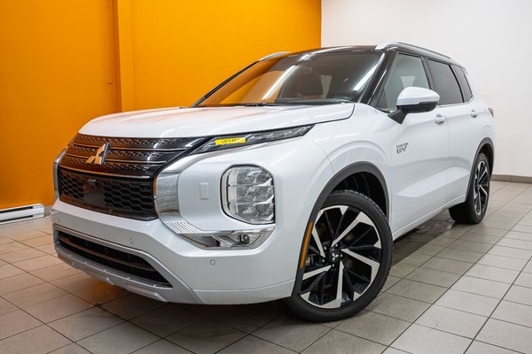 Outlander GT PREMIUM AWD *TOIT* 7 PLACES NAV CUIR HAYON ELEC