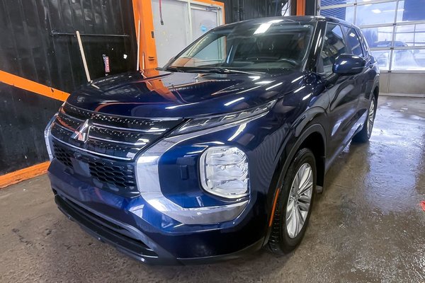 Outlander ES AWD *7 PLACES* SIÈGES CHAUFF CARPLAY ALERTES