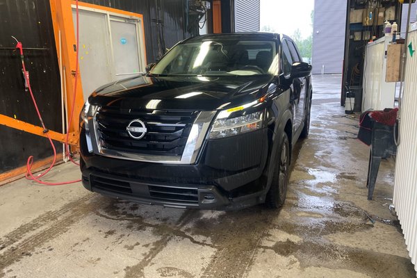 Pathfinder S AWD *8 PLACES* SIÈGES / VOLANT CHAUFF REG ADAPT