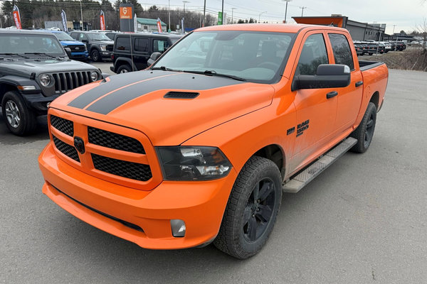 1500 Classic EXPRESS SPORT CREW V8 4X4 *CARPLAY* BEDLINER *3.92