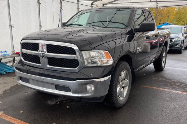 1500 Classic TRADESMAN SXT 4X4 V6 *BEDLINER* BLUETOOTH BOITE 6P